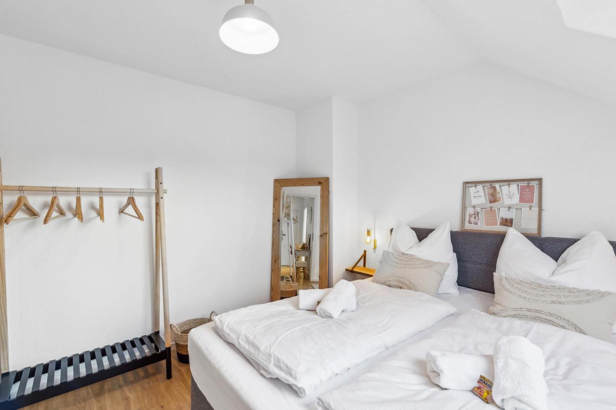 Citychalet- 73M2-Boxspringbett-Neu Renoviert-Kueche-Sehr Ruhig Bochum Exterior photo
